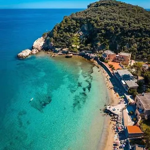 Di _ru Finale Ligure