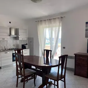 Fco Airport Titina's House Appartamento Fiumicino